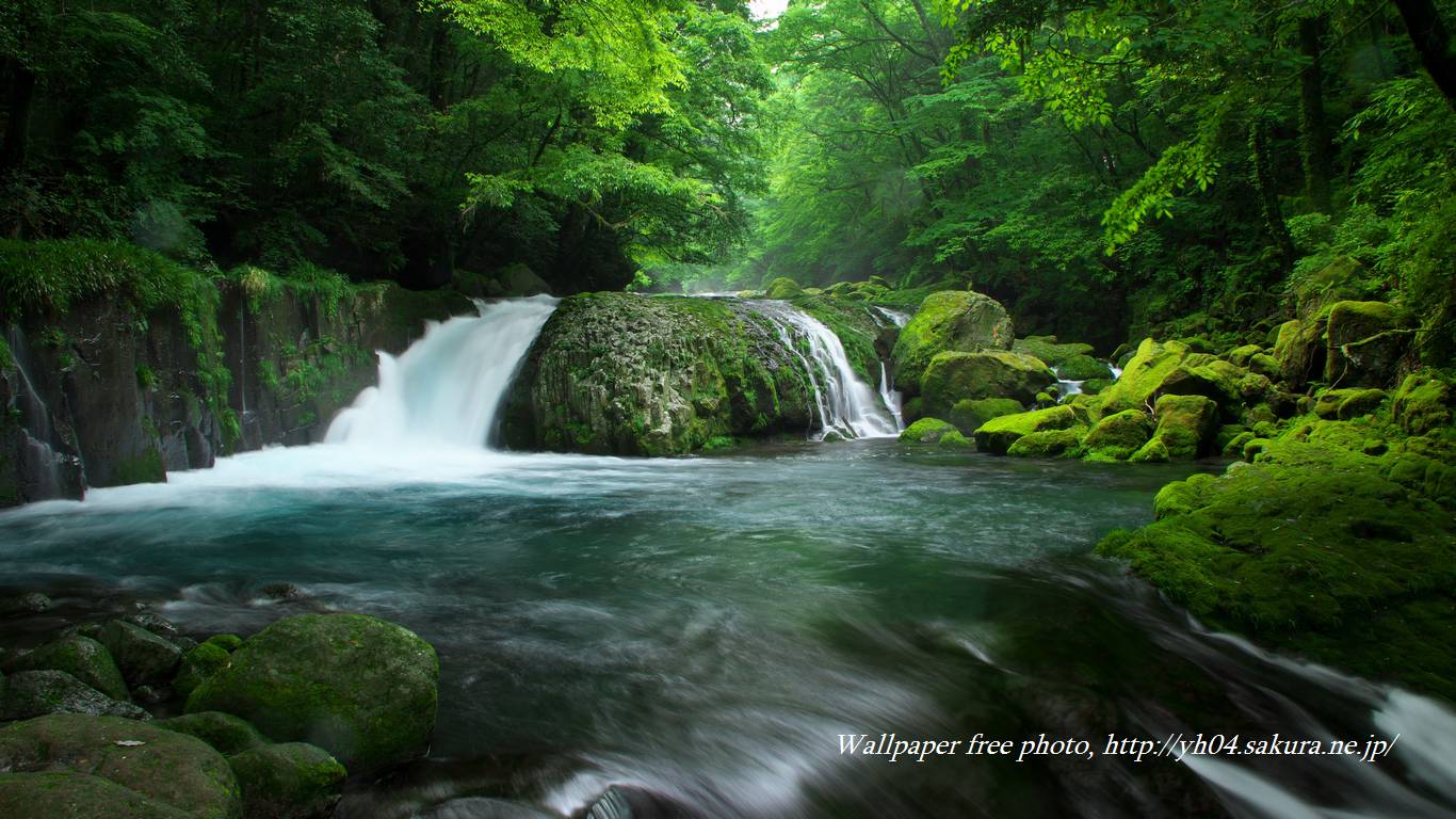 菊池渓谷（黎明の滝）をモチーフしました 「高画質＋高解像度(1366×768)」デスクトップ無料壁紙」